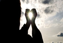 杰伦-格林三节33分 阿门准三双 狄龙被逐KD伤退 火箭三杀太阳.